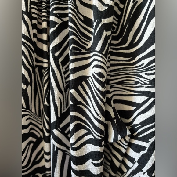 River Island Maternity Collection Zebra Print Loose Pants - Picture 4 of 7